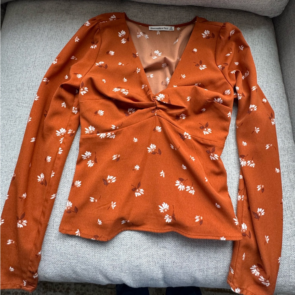 Abercrombie & Fitch Rust Floral Top
